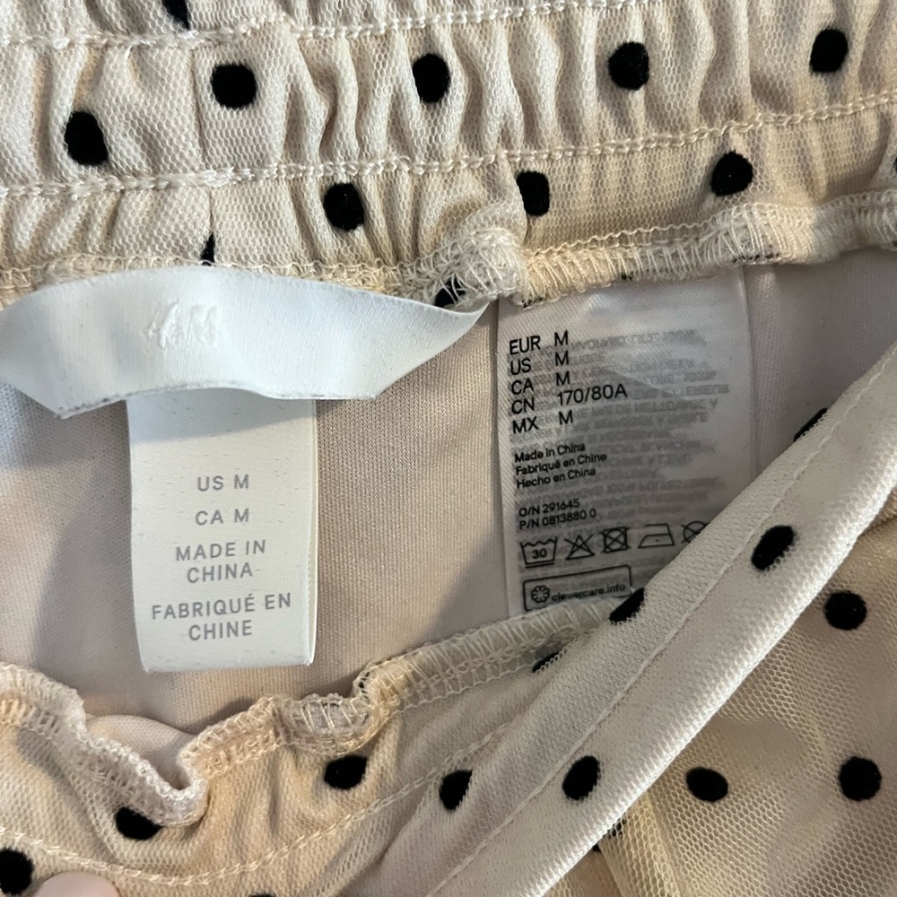 H&M Cream A-Line Midi Skirt with Pleats - Picture 2 of 5